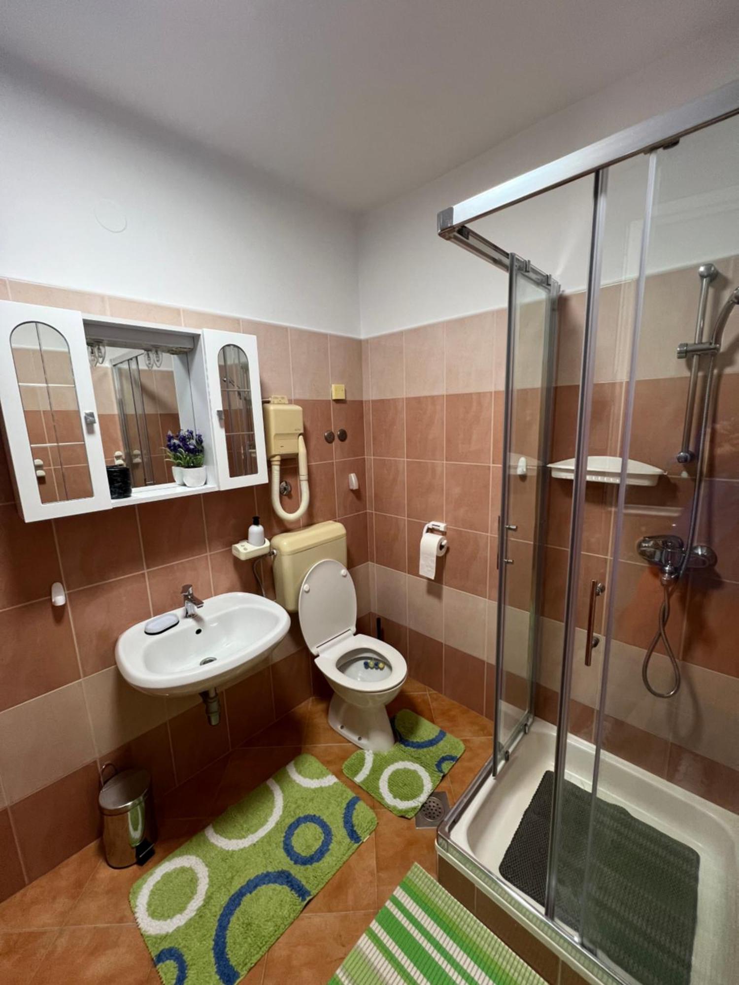 Apartments Ritosa-Ізола Екстер'єр фото